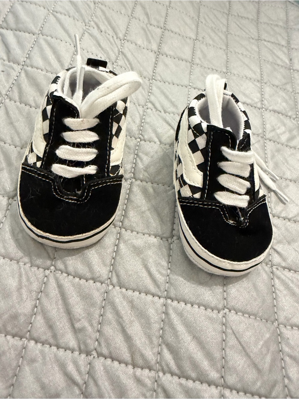 Kids Black & White Checker Slip-On Sneakers baby sz 1